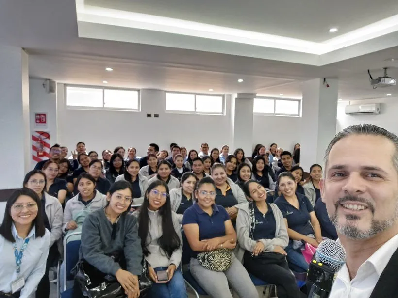 Fabio de Jesus en una capacitación empresarial